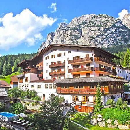 Hotel Dolomiti La Villa  Kültér fotó