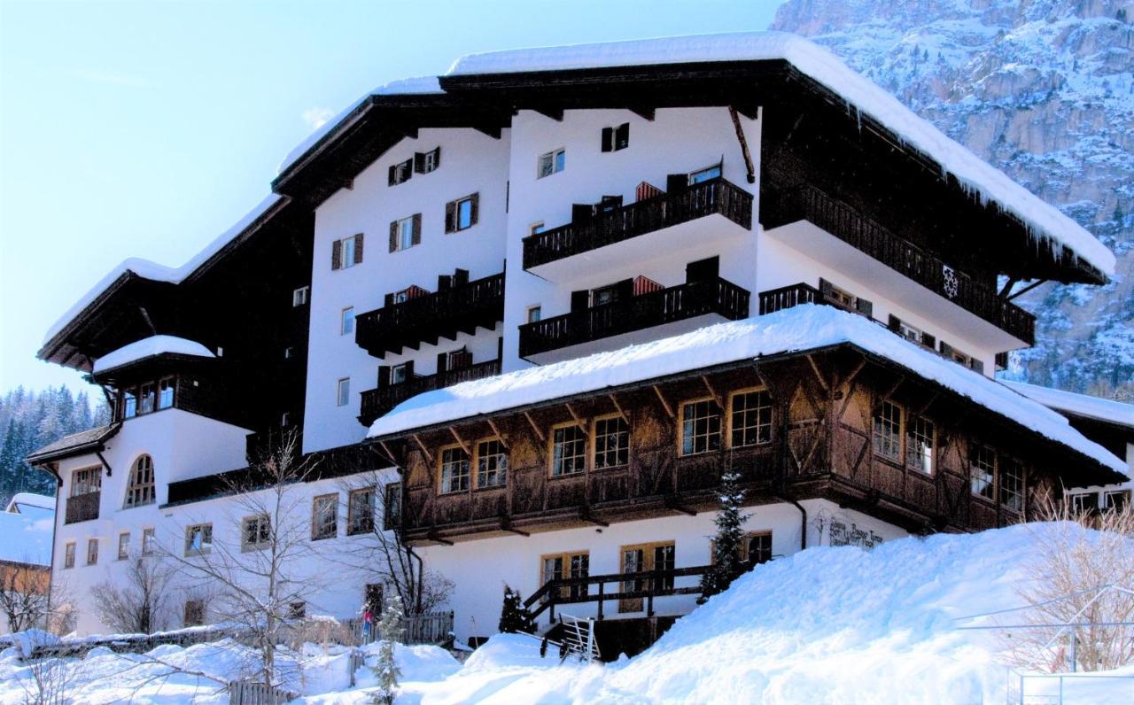 Hotel Dolomiti La Villa  Kültér fotó