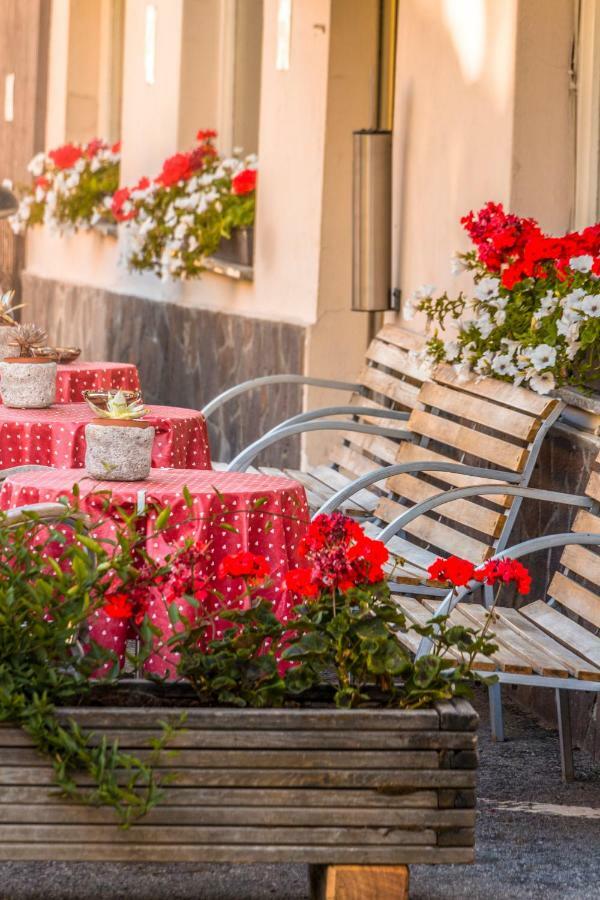 Hotel Dolomiti La Villa  Kültér fotó