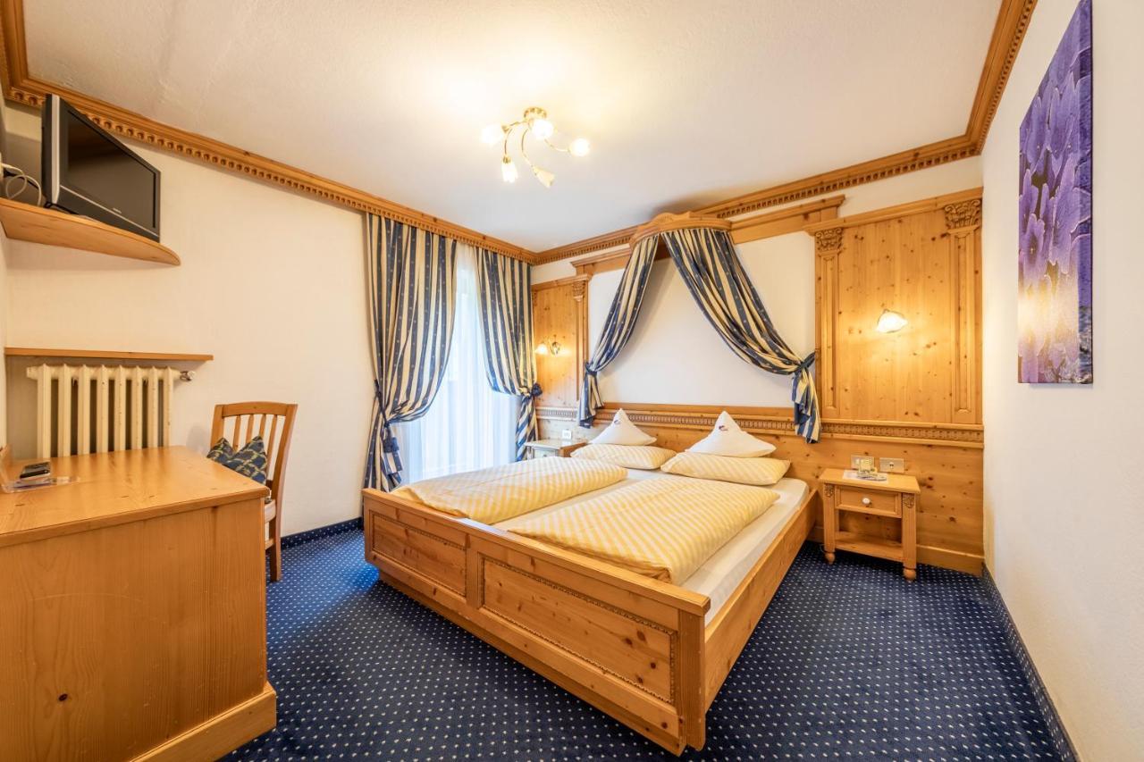 Hotel Dolomiti La Villa  Kültér fotó